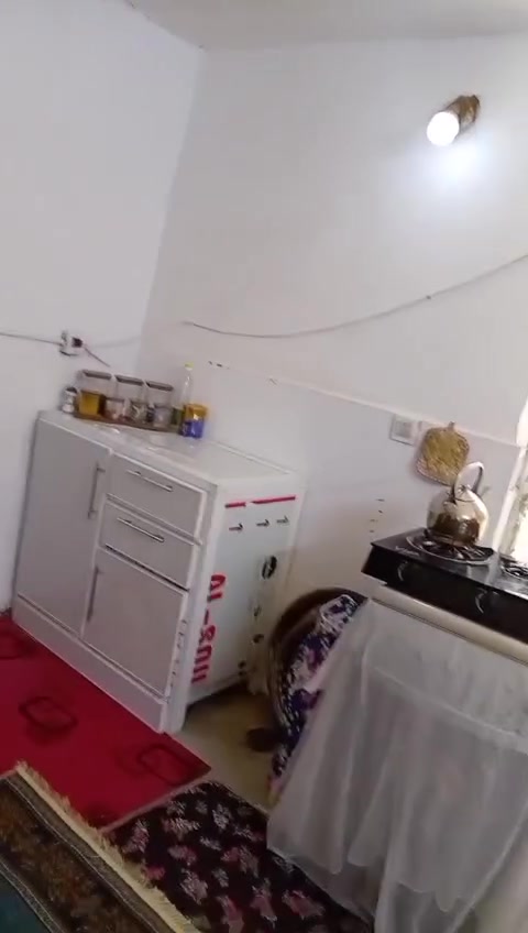 السلام عليكم ورحمة
بيت للبيع مساحة ١٠٠ متر مربع
منطقة التأميم شارع جبور
السعر ٣٠ مليون وبي مجال
رقم هاتف ***********
