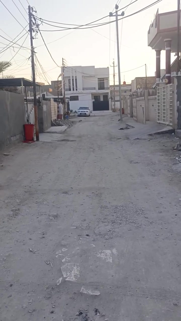 السلام عليكم 
قطع طابو زراعي سند 25 حله حي الجزائر خلف مستشفى الحياه قريبه من الشارع الرئيسي 175 متر الواجهه 10 نزال 17.5 ركن على شارعين
***********
***********
