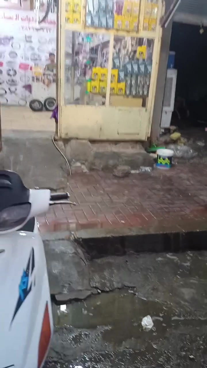السلام عليكم درجه فراشه للبيع سلف هندر كهربائيات كلهم شغال شرط مامفتوحه حاويه ماناقصها شي واحد ‏  على واحد مكاني نجف سعر 600وبيها مجال الاستفسار ‏‪***********‬‏
