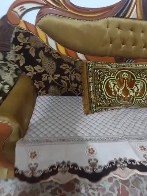 تخم للبيع السعر ٣٠٠ الف وبي مجال