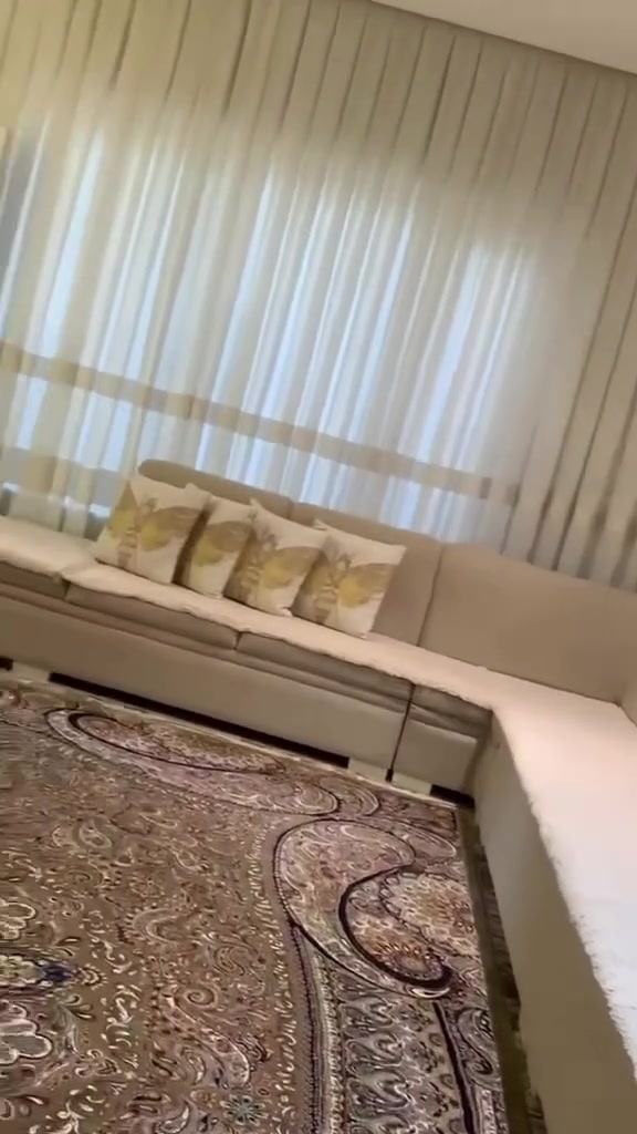 طقم حرف L • ١٠ نفر • السليمانية