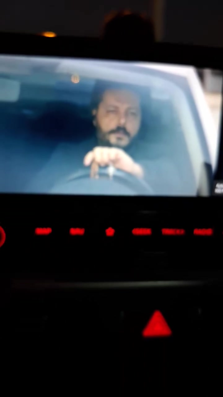 كاربلاي • يو اس بي 128جيجا • تشغيل موسيقى وفيديو