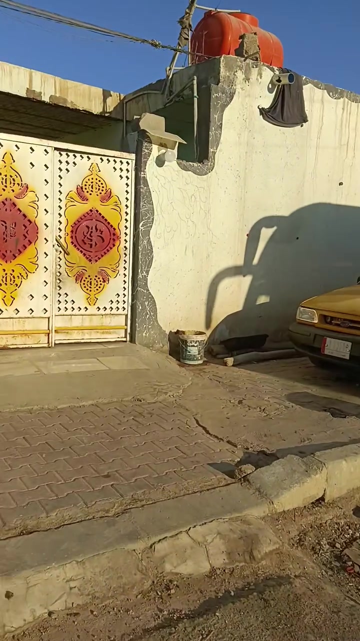 ميسان حي الفنانين • غرفتين • شارع عكاده