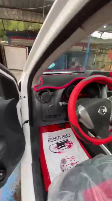 نيسان سني ٢٠٢٣
رقم بغداد تحويل ثاني يوم 
سياره ماشيه ٤٩ الف جديدة ونضيفه 
قطعتين تبريد 
اشاير بالمري 
شاشه وكاميرا خلفيه 
مكاني بغداد بيها بارد تقريبا ٤ اصابع يم يدة الباب الخلفي
السعر ١١٢
***********
