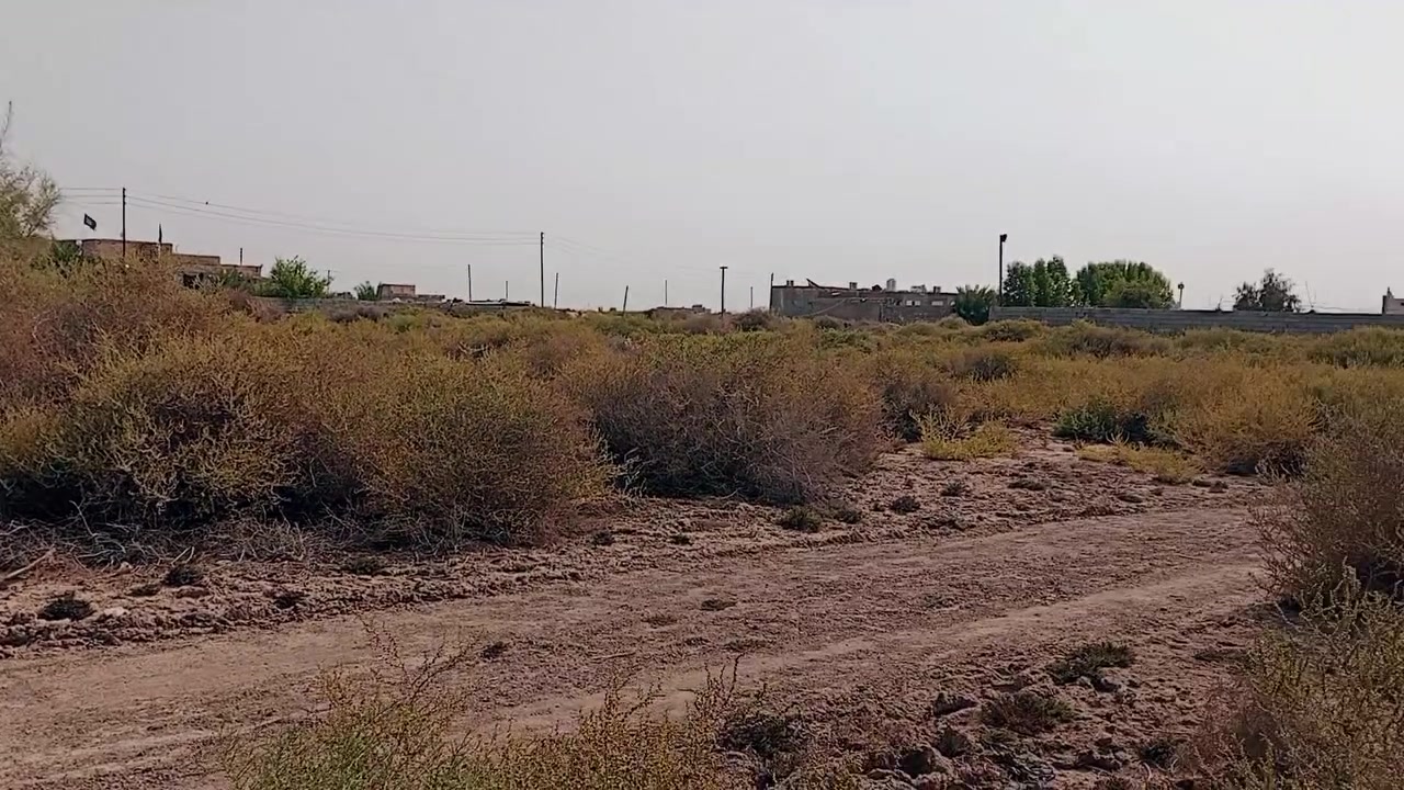 نص قطعه طولاني بصف الركن كامل خدمات ماء كهرباء خلف المعارض خلف ملعب لطيف ب5
وبيه مجال ***********
