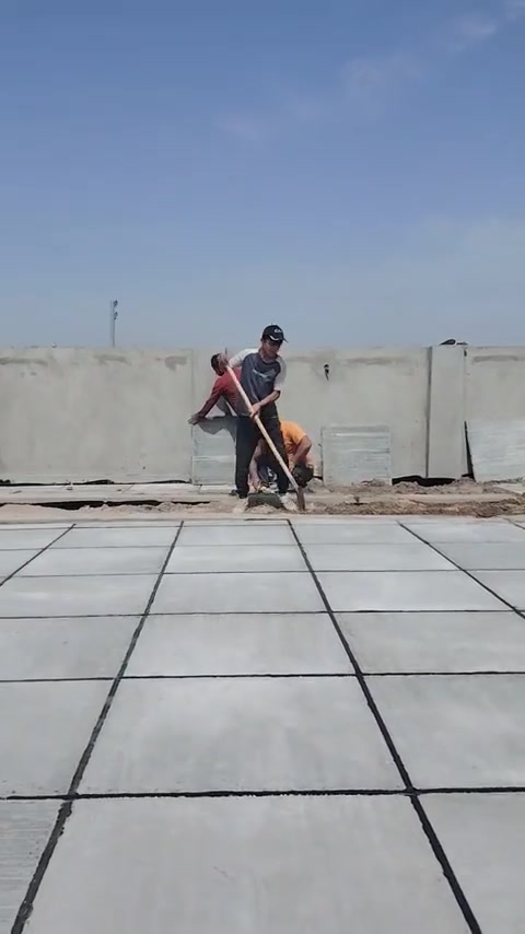 سلام عليكم نشتغل أصطح كرسته وعمل المتر 15 شتايكر بس عمل المتر 6الاف عادت وكوي ماستك بس عمل المتر 100 كرسته وعمل المتر 2000الفين الستفسار ***********.  ***********
