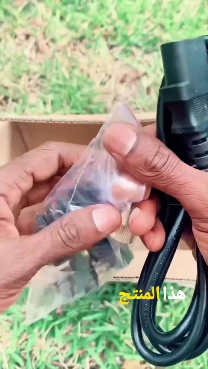 منظفة بخار متطورة 2500 واط 🔥
💨 بخار قوي لتنظيف مختلف الأسطح
⚡ قوة 2500 واط
⏱️ تسخين سريع خلال 15 ثانية
🌡️ حرارة بخار تصل إلى 105°C
💧 خزان مياه كبير 1200 مل
🎛️ تحكم بمستوى ضغط البخار
🧽 مناسبة للمطبخ والحمام والزجاج والمفروشات والسيارة
🪥 فرش متنوعة للتنظيف والأوساخ الصعبة
🔗 خرطوم بخار بطول 2 متر
📦 تأتي مع مجموعة من الفوهات والفرش وملحقات إضافية.
💰 السعر: 45,000 دينار
🚚 التوصيل مجاني لجميع محافظات العراق 🇮🇶
📲 للطلب: واتساب ***********
أو مراسلة الصفحة 💬
