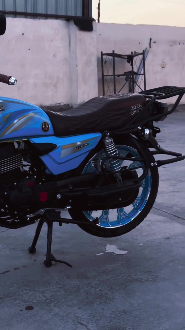 Soniic 2026
N-max 
200cc 
سكنر ما تترقم 
مناقصها كلشي صارلها شهرين الى ٣ من نزلت للشارع 
السعر راسلني ع رقم ***********
