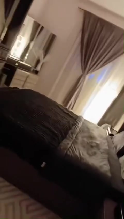 مرحبا بنات غرفة تركيه تصميم حديث اخذتها ب٤ ملايين رايدتها ب٩٠٠ وبيها مجال مكاني بغداد رحمانيه الجعيفر قرب العطيفيه التحب تستفسر وتصوير واضح للغرفه ويا عيوبها البسيطه تتفضل ع رقم ***********
