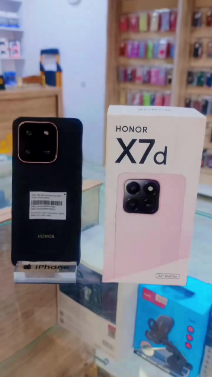🔥📱 HONOR X7d 📱🔥
بسعر 315 الف🔥
قوة • بطارية ضخمة • تصميم أنيق
✨ المواصفات:
🔹 الشاشة: 6.77 إنش
🔹 معدل التحديث: 120Hz ⚡
🔹 المعالج: Snapdragon 6s Gen 3
🔹 الرام: 8GB
🔹 الذاكرة الداخلية: 256GB 💾
🔹 الكاميرا الخلفية: 108MP 📸
🔹 الكاميرا الأمامية: 8MP 🤳
🔹 البطارية: 6500mAh 🔋
🔹 الشحن السريع: 35W ⚡
🔹 النظام: Android 15 + MagicOS
🔹 بصمة جانبية
🔹 سماعات ستيريو مزدوجة 🔊
🔹 يدعم 4G
🔹 مقاومة الماء والغبار بمعيار IP65
🔹 تصميم متين ومقاوم للصدمات
💥 HONOR X7d — بطارية تعيش وياك، كاميرا 108MP وأداء سلس بشاشة 120Hz!
الاستفسار
‏*********** 🔌🔋📲 ***********
‏
‏ الــــــــــــــعـنـــــــــــــوان 🔍 : ديالى ▪شهربان▪شـــــارع مجمع خطار 🎗جهازك 🎗عدنا

