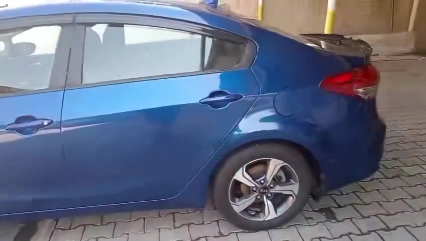 سلام عليكم
فورتي 2017 وارد امريكي حادثها بنيد 
وسونار مرفق بالمنشور 
سياره حلوه وجاهزه ومناسبه 
كير مكينه تبريد حدادية كله جاهز
مكاني بغداد شارع الربيع 
السعر 110 وبيها مجال بسيط
للتواصل والاستفسار : ***********
