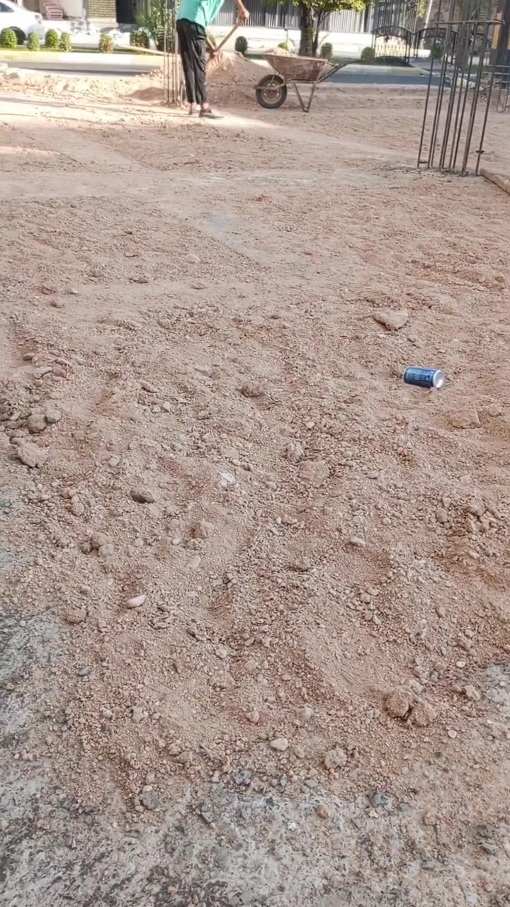 جزء من اعمالنه اليوم مستعدون الكافة الاعمال تفليش تكشير البيوت تدخيل وفرش سبيس وحدل وقلع ارضيات من الكاشي تزفيت الارباطات صب باتلو لنتن الاتصال على الرقم ***********

