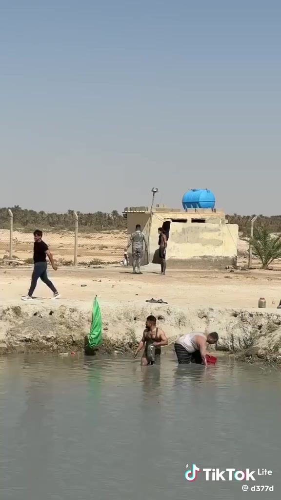 حملة نور الولاية ✨🌿
حملة نور الولاية ✨🌿
🤲 لخدمة زوار أهل البيت عليهم السلام
🕌 زيارة الحاج يوسف وهيلة بنت الإمام الكاظم عليهما السلام 🕌
📅 يوم الجمعة إن شاء الله
👥 النفر: 15🤲 لخدمة زوار أهل البيت عليهم السلام
🕌 زيارة الحاج يوسف وهيلة ب
