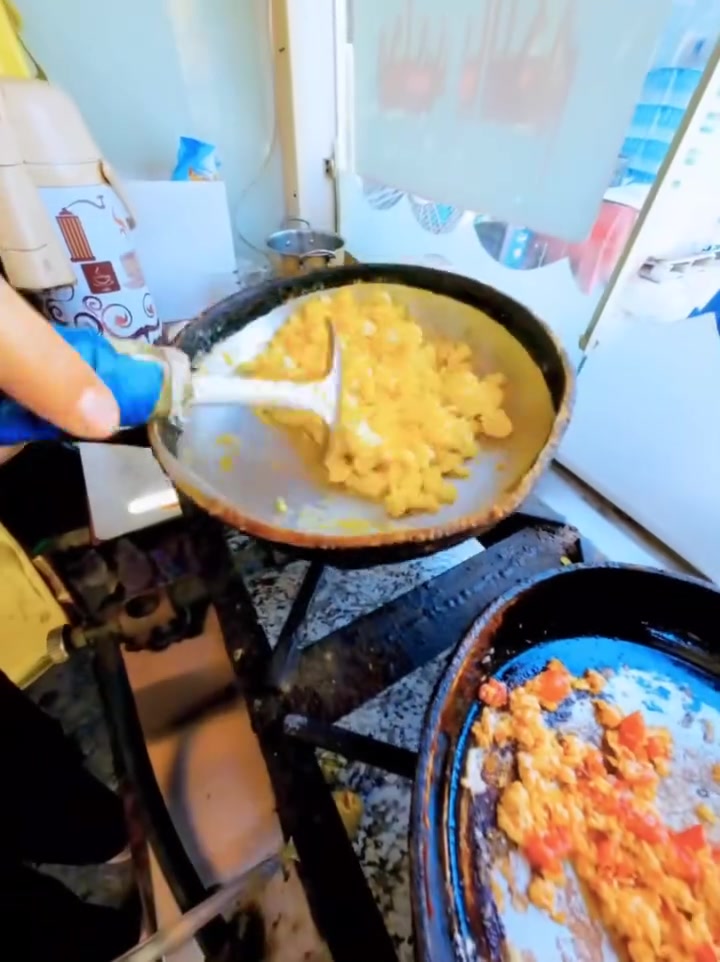 عربانة • مترين ونص • بغداد السيدية