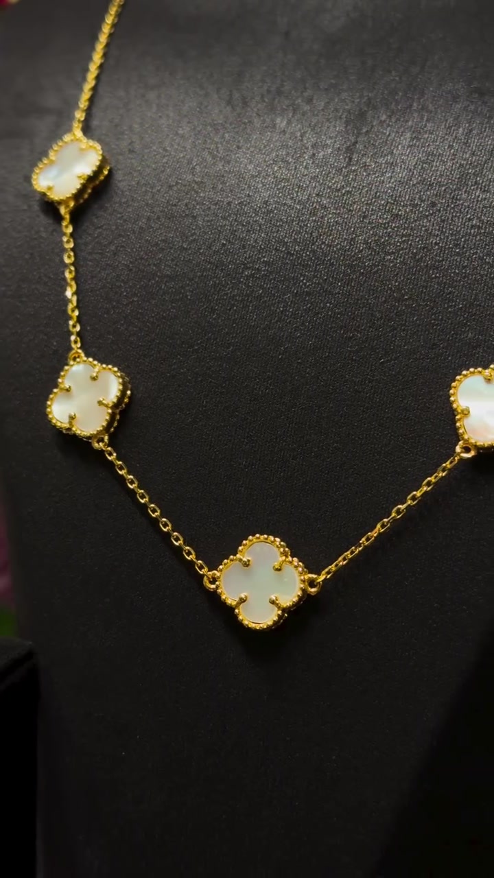 21k—20.56gram

Set4

#gold #jewelry #diamond #kurdistan #watch
