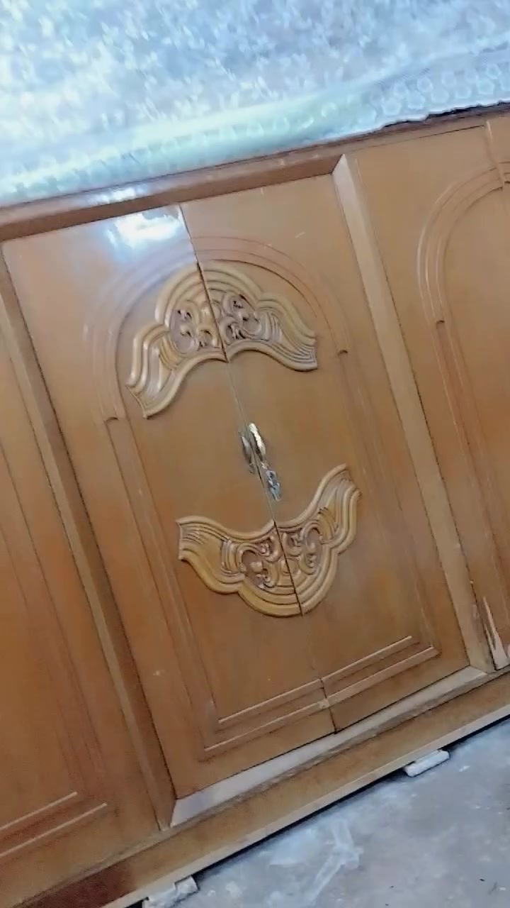 غرفة صاج نظيفة سعر ثلاثمية شراي واستاب ***********
