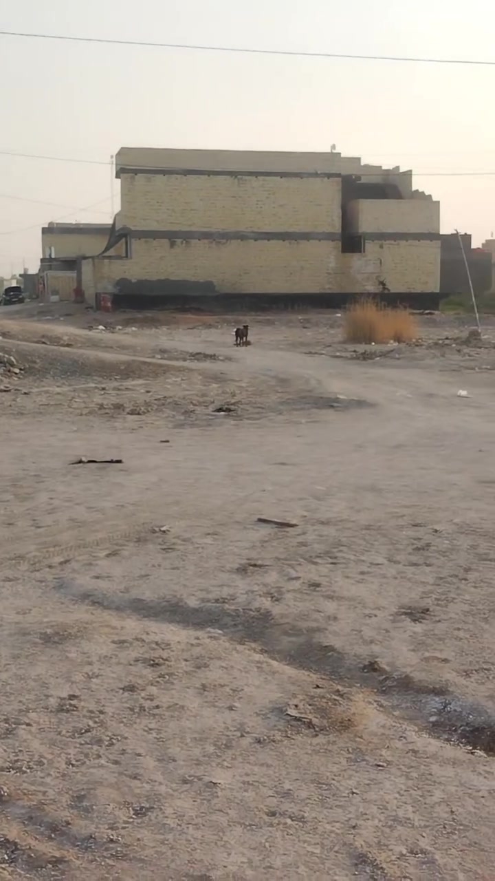 تحويل مباشر مامطلوبة مفكوكه طابو صرف المساحه ٢٠٠ متر 
حي فرات مقابيل معمل الأسمنت

 البنزين خانه الميقات رقم القطعه ١٦٢

تكدر تسحب قرض إسكان

سعره كلش مناسب قبل الأخير ٩ قطعه

***********
