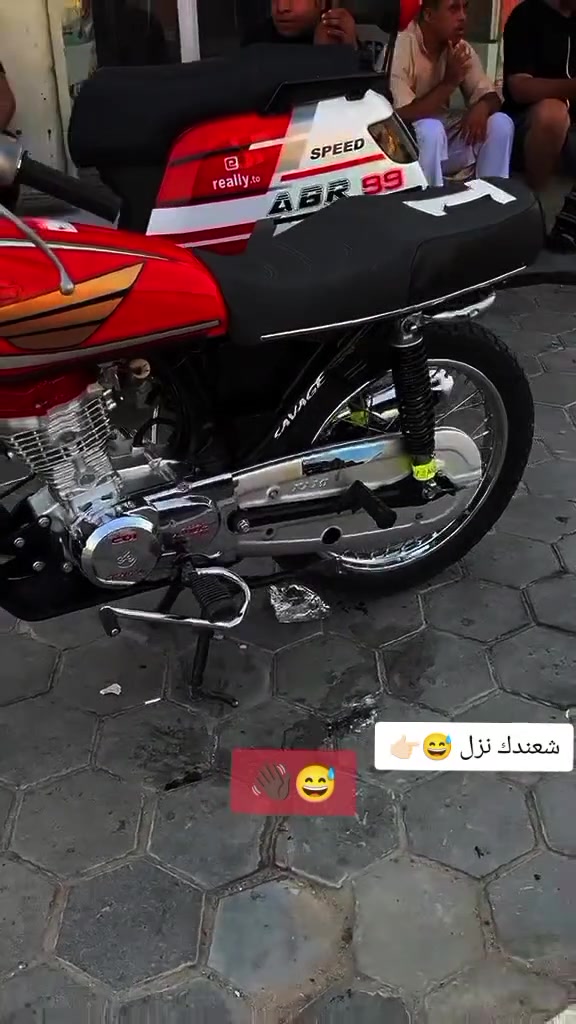 سلام عليكم شباب دراجه البيع وراق سكنر سعره 600وبيه مجال قليل مكاني سفوان دراجه شاصي 26مكينه تيربو مدير 26
رقم تلفون ***********

نص مكتوب في الصور:
- صالي 14 يوم ما قاسله وليوم سبحته 😂 😂