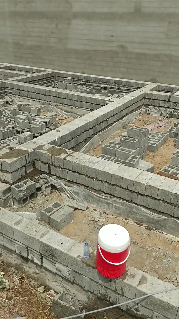 السلام عليكم اسطه بناء درجه اولى شغل هندسي وزن صونده وكبان ***********
