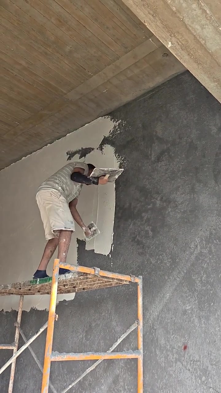 كادر لبخ مصري درجه اولى استلام مهندس وأسعار مناسبه لجميع الرقم به واتساب ***********

نص مكتوب في الصور:
- vivo V70 | ZEISS 23mm f/1.88 1/100s ISO557