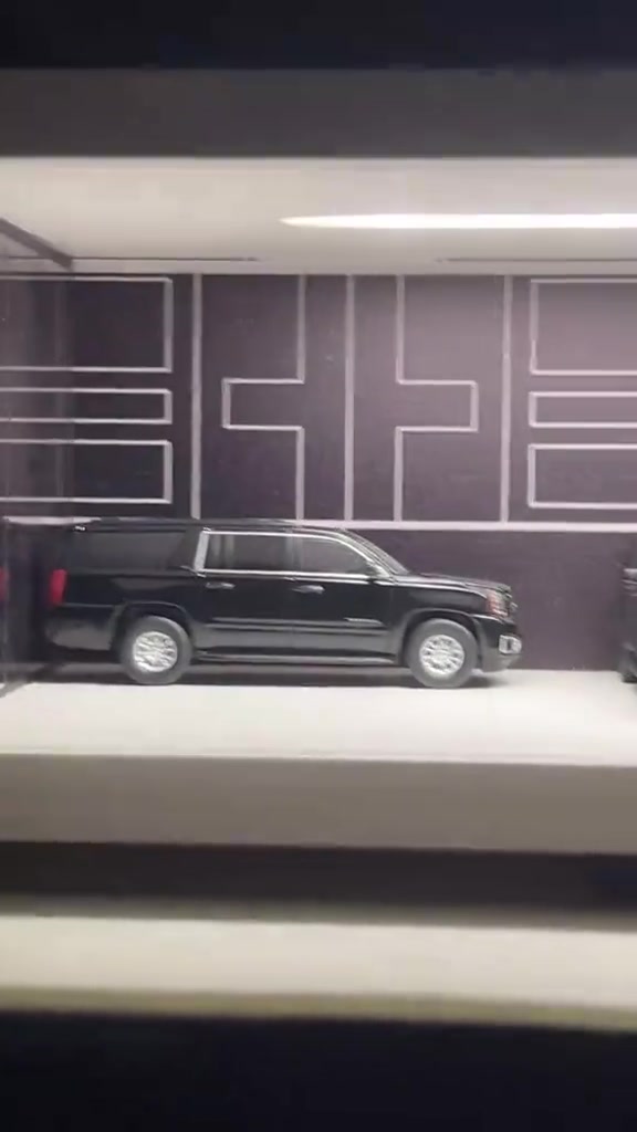 دايكاست • يوكن XL • مقياس 1:64