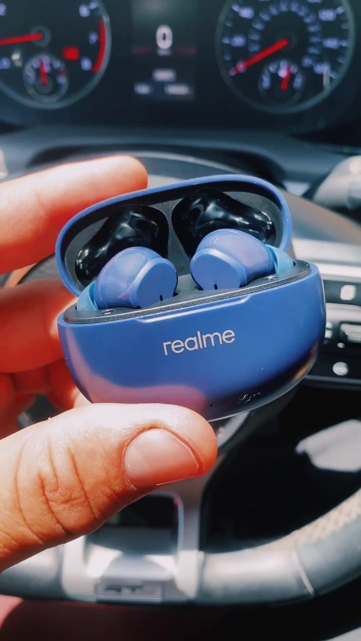 سماعات ريلمي ضمانT110

المميزات:

. صوت Hi-Fi واضح وعميق.

. اتصال Bluetooth 5.3 سريع ومستقر.

. عزل ضوضاء يساعد على وضوح الصوت.

. تأخير منخفض مناسب للألعاب ومشاهدة الفيديو.

. عمر بطارية يصل إلى 18 ساعة مع علبة الشحن.

. مدى اتصال لاسلكي حتى 10 أمتار.

. دعم ترميز الصوت AAC و SBC.

. مكبر صوت بحجم 10 مم لصوت قوي.

. تحكم باللمس لتشغيل وإيقاف الموسيقى، 

.الرد على المكالمات والتنقل بين المقاطع.

. اتصال ثنائي القناة لاستخدام السماعتين معًا أو كل واحدة بشكل مستقل .ضمان شهر