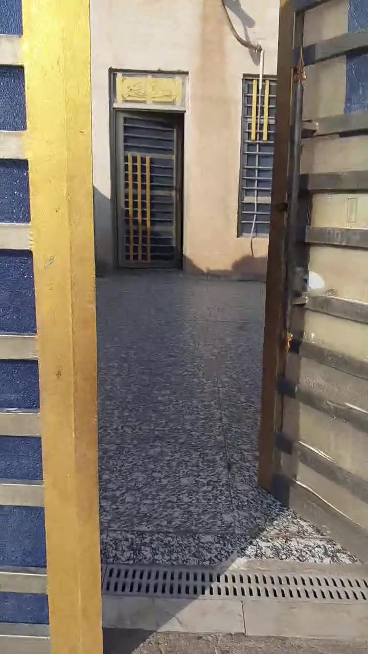 سلام عليكم بيت للبيع المكان بل دوانم  مقابيل بيوت المجلس السعر 60بي مجال  المساحه125 زراعي 25 ستفسار عل الرقم***********
