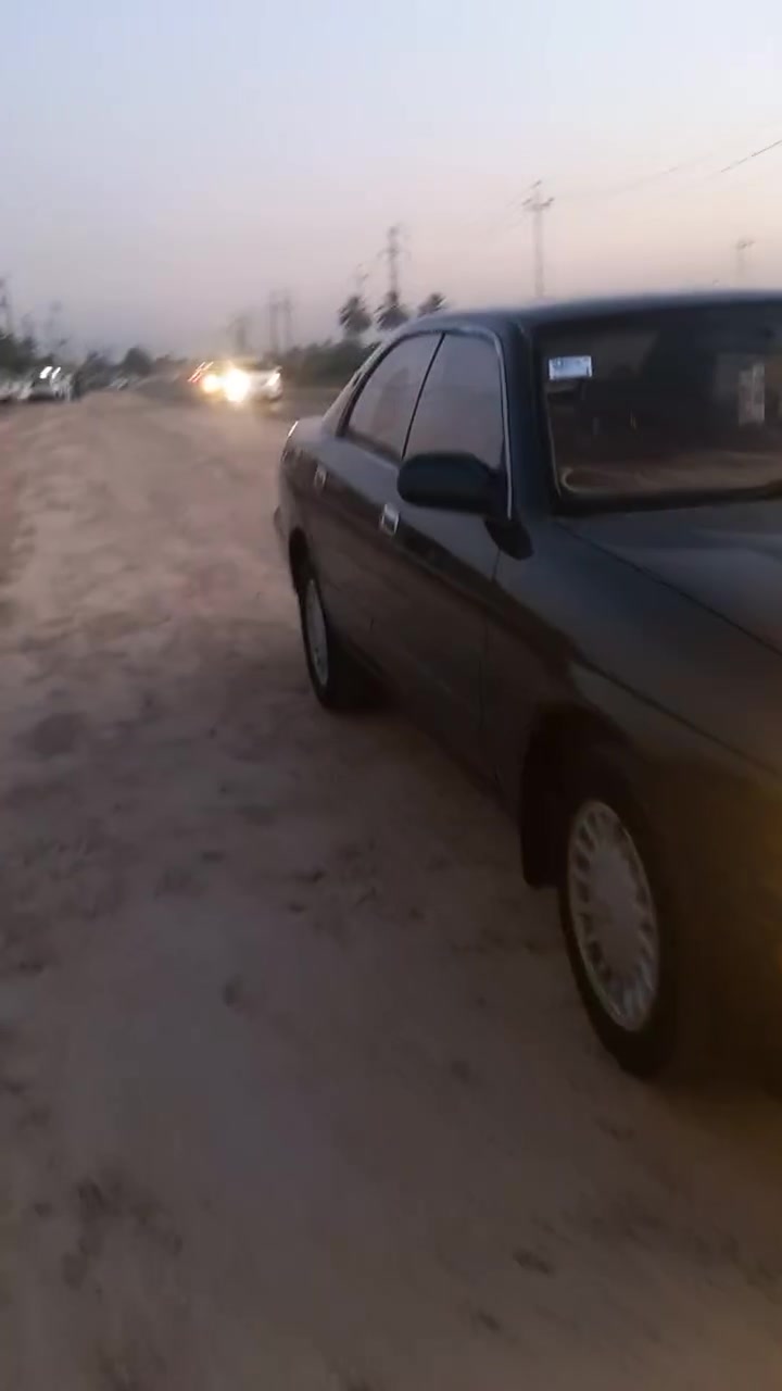 سياره للبيع نوع بطه موديل ٩٣ رقم ديالى مشروع وطني رقم دولي سنوتيه ل٢٩ كير مكينته شرط مكفول ترايك وين ميعجب صدر جديد تخم تاير سياره خير من الله  غرفته جديده مكفوله من الضرر من الاخياس السعر ٤٥ للاستفسار***********
