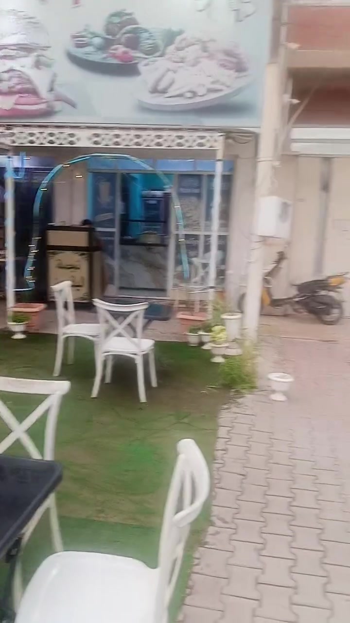 القادسيه • شارع المستشفى العسكري • مجاور مجمع الغزاليه