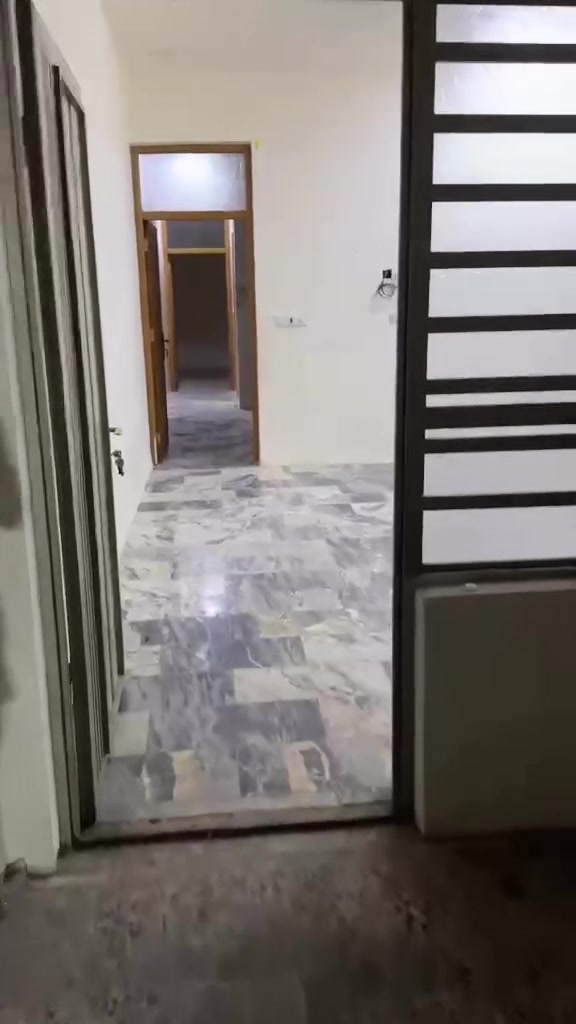 شقة • حي الجوادين • طابق أرضي