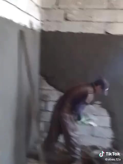 سلام عليكم خلفه لبخ نشتغل باليوميه مكطوعه عالمتر وباسعار مناسبه اتصل ودلل واتساب او علا الرقم ***********
