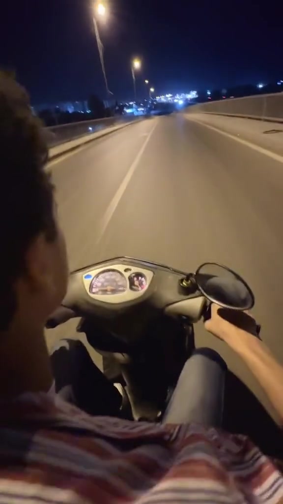 سكنس نثية140 للبيع مستعجل ما موكفتني ابد كهربائياتها كلها شغاله سلف شغال كامله نقصها بس استاند خلفي سعر400وبيها مجال للطيبين مكاني بغداد بسماية بس شراي يراسلني واتساب***********
