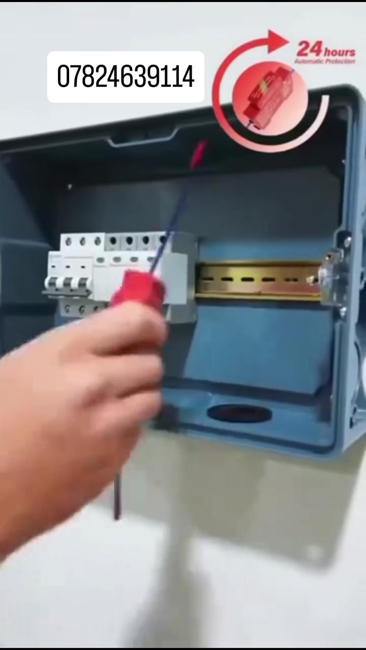 ‏تخاف من شورت الكهرباء وحرائق جوزات البيت واللوحات بدون ما تدري؟ 😫⚡
‏
‏طفاية الجوزة ولوحات الكهرباء الذكية وصلت! 🔥
‏
‏تطفي الحريق أوتوماتيكياً خلال 15 ثانية 🦾
‏
‏مزودة بلاصق 3M VHB خرافية لتثبيت مباشر بدون دريل ولا براغي ✨
‏
‏سلك استشعار حراري يغطي اللوحة وعمر افتراضي طويل يصل لـ 10 سنوات ✨
‏
‏حجم مدمج 10×2×7 سم يناسب كل صناديق الكهرباء والانفرتر بالبيت 💎
‏
‏اطلبها هسة واحمي بيتك وعائلتك بأرخص سعر.! 👇
 ‏ #للطلب_راسل_الصفحة_اواتساب***********
.
.
.
 #احمي_بيتك #كهرباء #طفاية_حريق #جوزة_اطفاء_حريق #العراق #اكسبلور  #بغداد #هاشتاك
