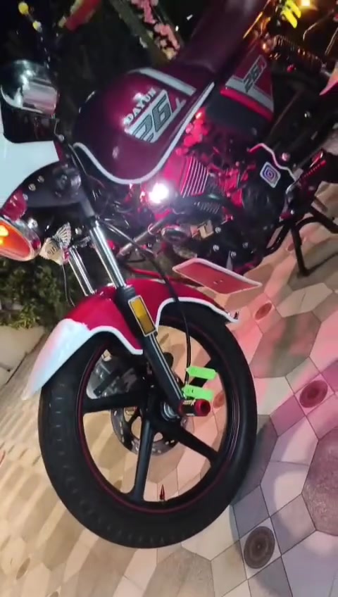 سلام عليكم دايوان 23 محسوب على 24 مكينه 200 دراجه كفاله عامه من كلشي دراجه مخزونه ماماشيه هواي شرط ترايك البصره رقم ديالى تحويل ثاني يوم دراجه ب اسمي دراجه ما ناقصه شي  السعر 2300وبيه مجال شي بصيط مكان جسر خرنابات ***********
