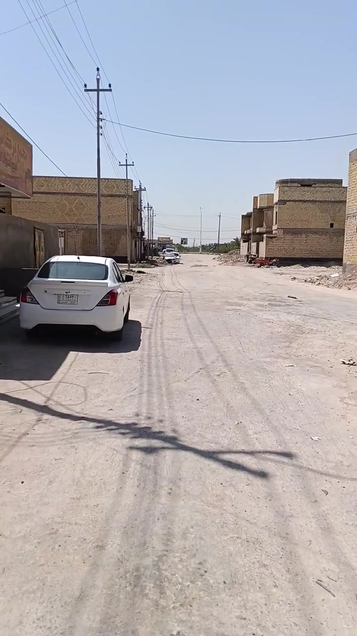 سلام عليكم قطعه لبيع بل صخيين شارع المهندس ثاني قطعه عن ركن كافه الخدمات ماي مجاري كهرباء شراي انتصل ***********
