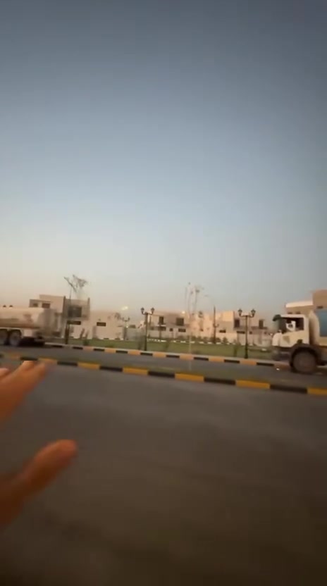 دار للايجار حديث  داخل مجمع جوهرة الفرات ❤️

الموقع/  حلة شارع حلة كربله داخل مجمع جوهرة الفرات السكني ( مجمع القضاة ) 📍

المساحة / 400م 

يحتوي :
الطابق الاول // كراج سيارة ياخذ سيارتين 
صالة هول  مطبخ صحيات غرف نوم عدد ٢ صحيات ✌🏻

الطابق الثاني / غرفتين نوم صحيات بيتونه 😍
____________________
#للاستفسار اكثر الأتصال آو واتساب:
  ***********
