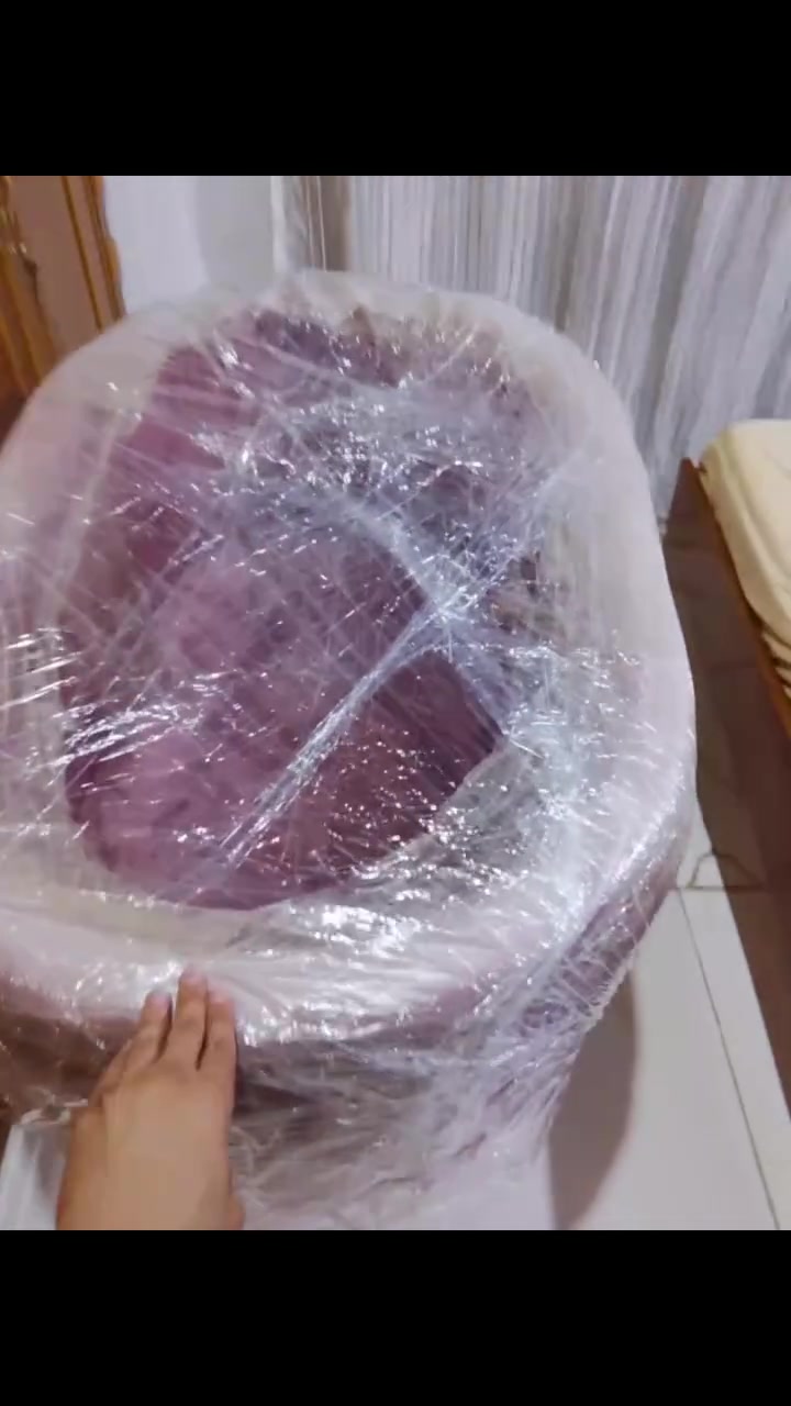 كاروك هزاز حجم جبير استعملته فقط شهر سعره 90وبي مجال سبب البيع المكان زغير هذا رقم بي واتساب ***********
