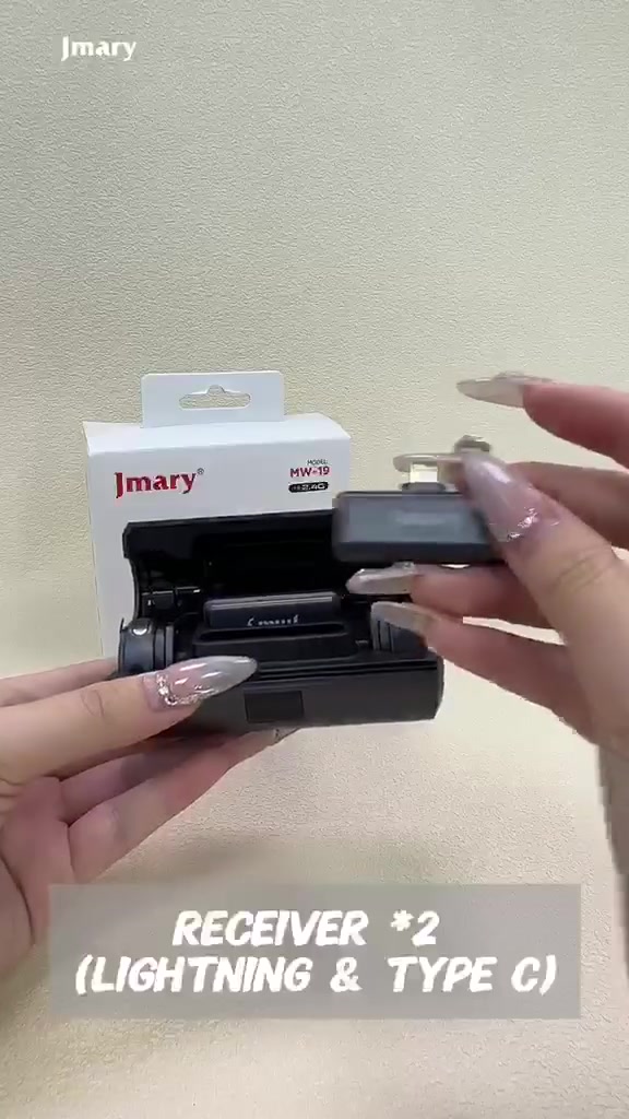 مايكروفونات Jmary الاحترافية — الحل المثالي لصنّاع المحتوى!
جدّد تجربة تسجيل الصوت بالفيديو مع مجموعة مايكات Jmary المتميزة:
1️⃣ المايك اللاسلكي الذكي (Jmary MW-19):
 📡 تردد 2.4GHz بمدى يصل إلى 20 متراً.
 🧲 تثبيت مغناطيسي قوي وسهل الاستخدام.
 🔌 قطعتين استقبال (2-in-1): تعمل مع الآيفون (Lightning) والأندرويد (Type-C).
 🔋 علبة شحن شاشة رقمية مع بطارية 300mAh وتقنية عزل الضوضاء.
2️⃣ المايكات السلكية (MC-R1 / MC-R2S / MC-R6S):
 🎙️ صوت نقّي جداً HD بفتحات متعددة (Type-C / 3.5mm AUX).
 🎯 مثالية للمقابلات، الفلوغات، والبث المباشر.

🚚 خدمة التوصيل السريع متوفرة لكافة مناطق العراق!

📱 للطلب والاستفسار (واتساب / اتصال): ***********

