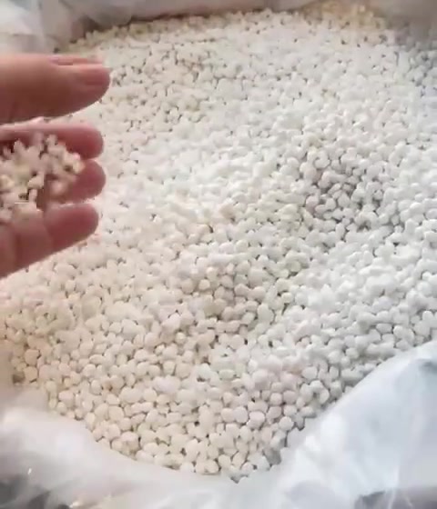 السلام عليكم ورحمه الله وبركاته
نضرا لارتفاع سماد العراقي في السواق وعدم وفرته
تم وصول وجبه جديده من سماد الايراني الخشن الفعال والمجرب لدى الكثير من المزارعين الاعزاء 
سماد ايراني خشن بارنو متوفر لدينا وبسعر مناسب جدا 
***********
***********

النجف الاشرف / ناحية الحريه
يوجد توصيل مجاني للكميات
