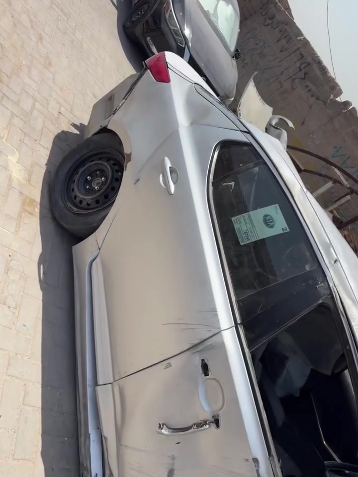 السلام عليكم البيع تفصيخ  ***********
