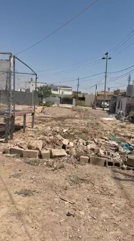 دار للبيع منطقه شركة طارق قريب مسجد محمد المصطفى بيت 100مربع سعر 28 بي مجال لتواصل ***********
