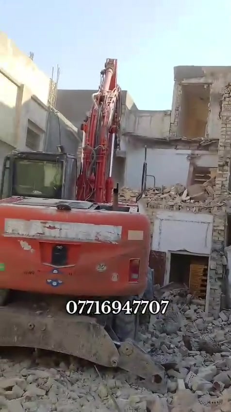السلام عليكم يوجد لدينا كادر تفليش البيوت و قلع الكاشي و قلع الشتايگر وتگشير الجدران       و قطع البيوت و تكسير الونگىريت و رفع النقاش وحفر جرف اتصل وبل خدمه بانسب السعار بغداد فقط ***********يوجد واتساب في كل وقت
