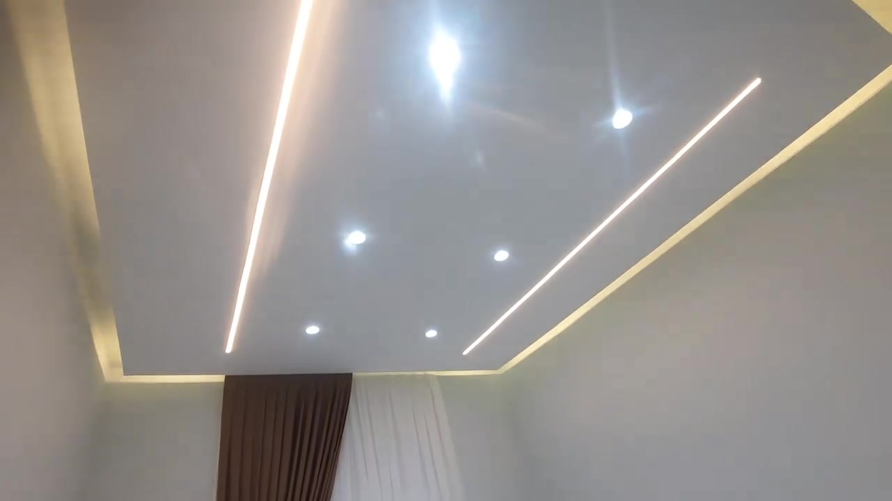 احد اعمالنا المنجزه في البصره شارع الساعي 
كادر متخصص لعمل الديكورات الجبس بورد ولاصباغ 
جبس بورد تركي 
حديد صفر 5 
صبغ جوتن 
وتساب ***********

