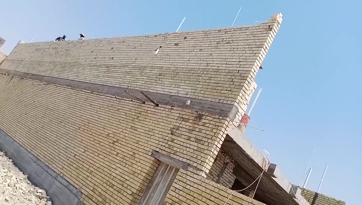 السلام عليكم خلفه ابنا درجة اولى ستلام مهندس متفرق انسب السعار ويانه التواصل***********
