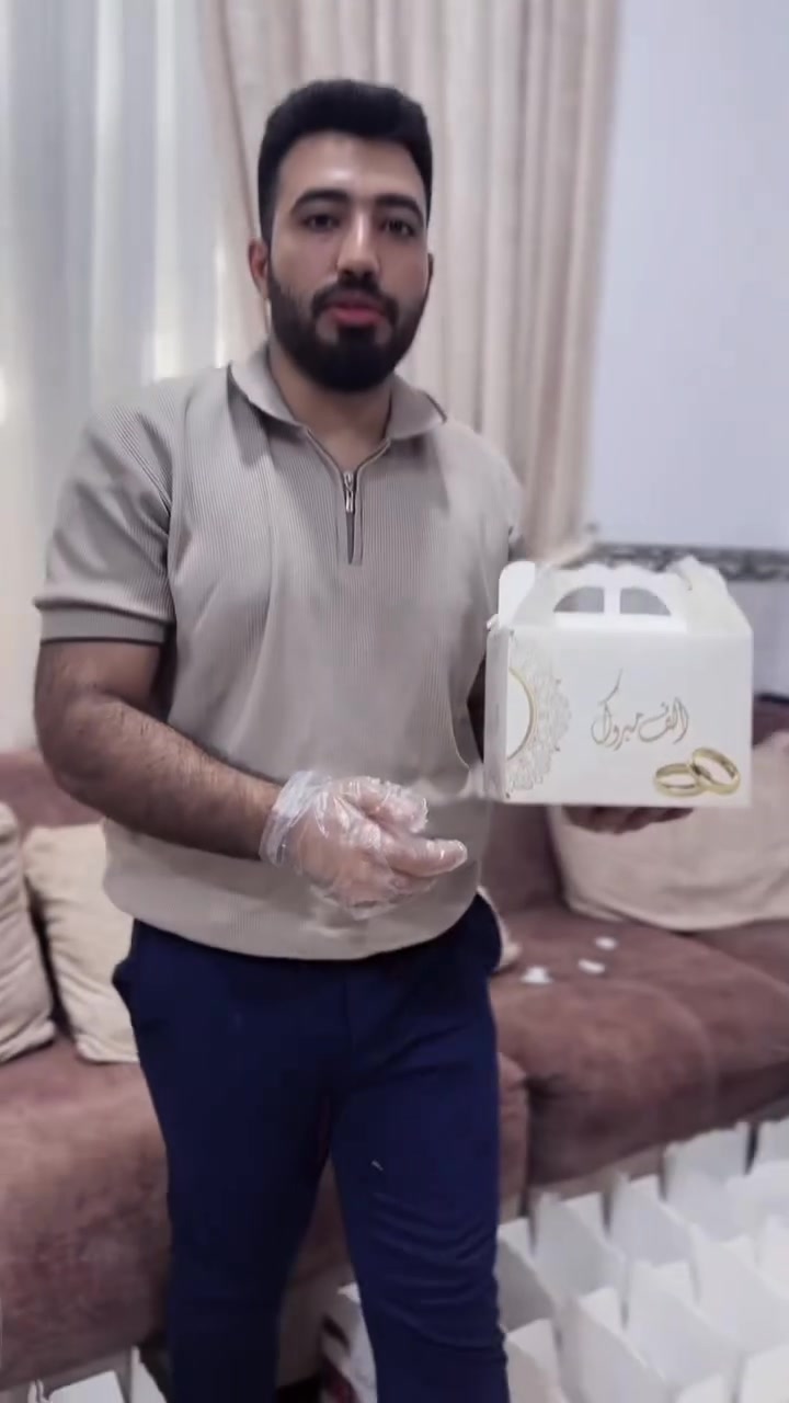 #الثائر_للكيك_والمعجنات🍃🎁

للحجز : ***********📞

علما الحجز يكون مسبق قبل المناسبة ☘️
