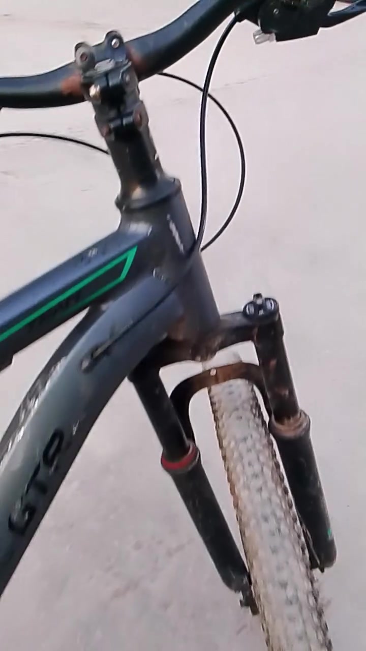 🚲🔥 باسكل جبلي قياس 26 للبيع
دبلات شغلين وكلهن شغالات ✅

الاصطاب الكدام يرادله قمچه 🔧

التاير الوره صارله يومين مشدود 🛞

باقي الباسكل كله شغال.

💰 السعر 100 ألف

🤝 وبيه مجال للطيبين
للستسفار :انتصل على هذا الرقم *********** 
📍 الموصل – حي السماح
