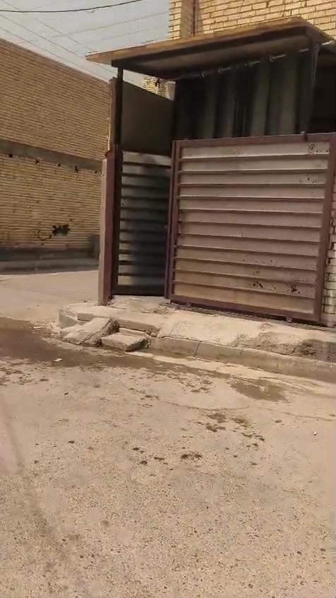 السلام عليكم بيت لبيع مكان البيت الكفائات  ب شارع 50 بدربونه مال سواق زيتونه جنس العقار زراعي سند 25 بيت بناه جديد ركن صاير مساحته 100متر مربع رقم صاحب العلاقه ‎***********@
