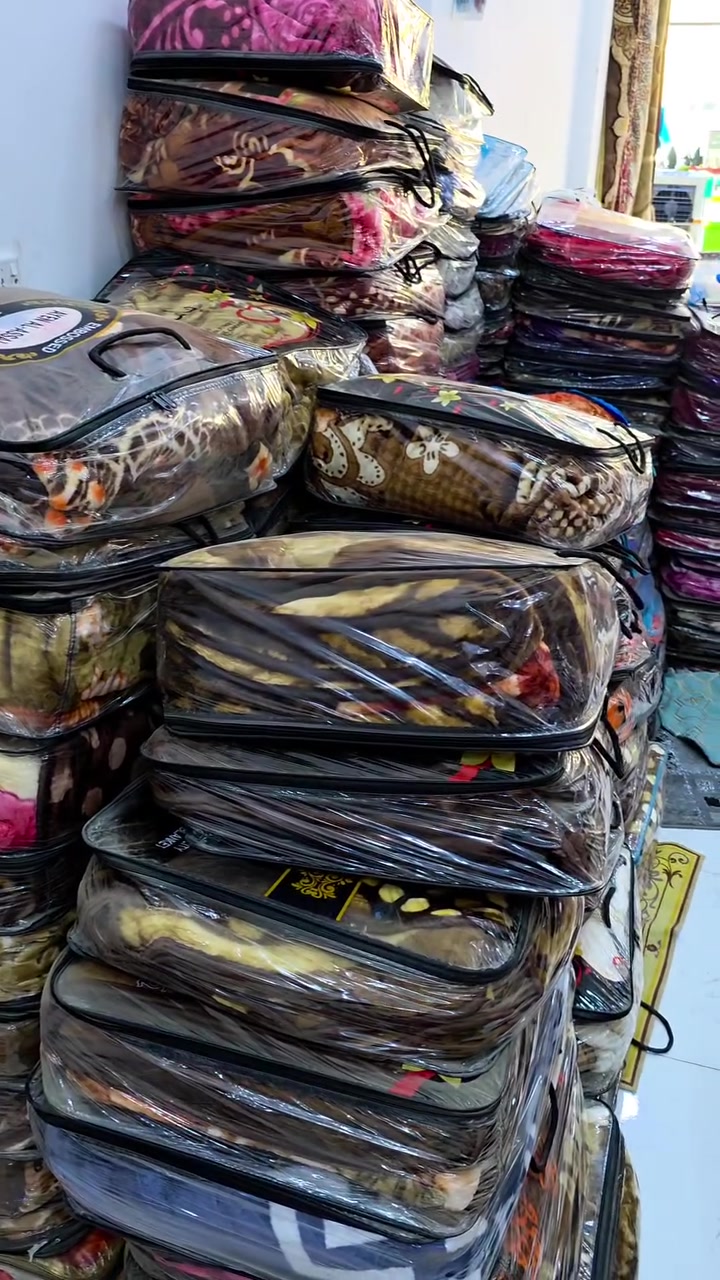 بطانيه توفرت جميع الاوزان واسعار بلااااااااش كميات مفتوحه بالفرعين 
*********** للحجز واتس
