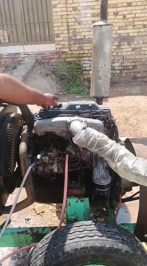 مولد كيا للبيع راس توليد 30kvمحرك كفاله عامة وسعر مناسب العنوان واسط قضاء الحي  ***********
