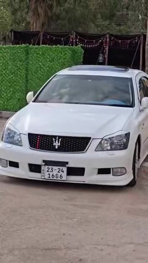 شاهینە براوە • ٢٠٠٧ • فتحة سقف